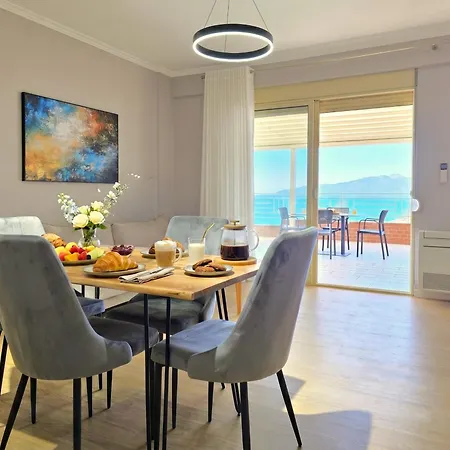 Deep Blue Penthouse 111 *