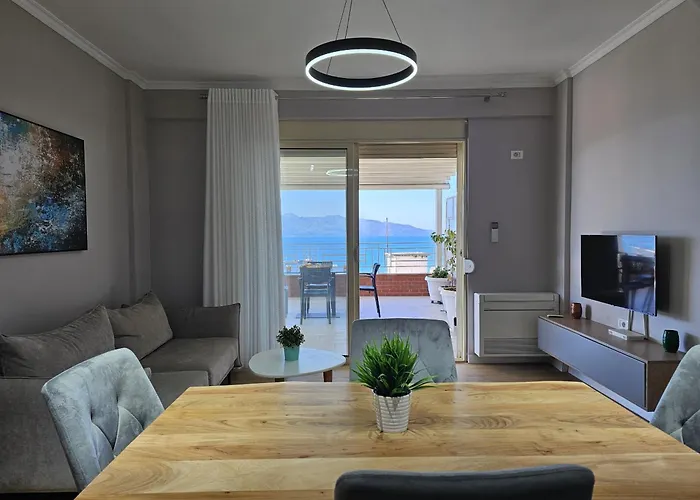 Deep Blue Penthouse 111 * Sarandë